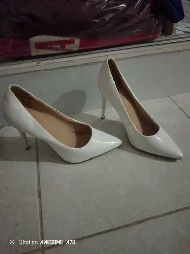Salto branco tam 39