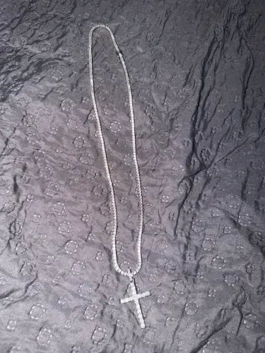 Cordão de prata cravejado