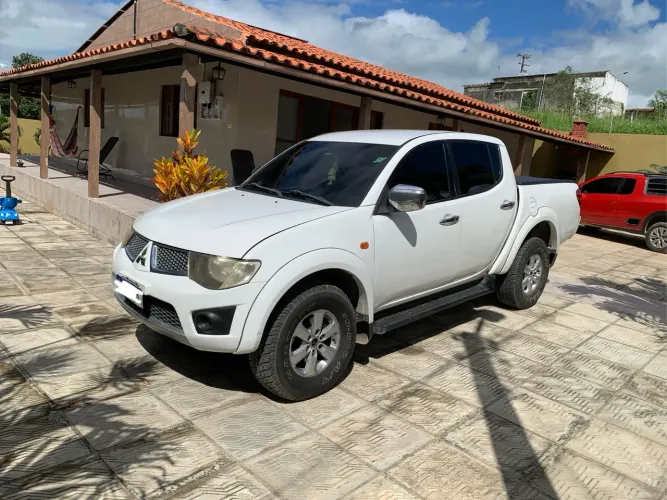 Mitsubishi L200 Triton HPE 3.2 CD TB Int.diesel AUT 2012