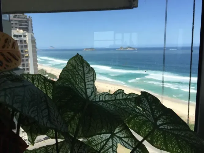 Apartamento para venda tem 400 metros quadrados com 4 quartos