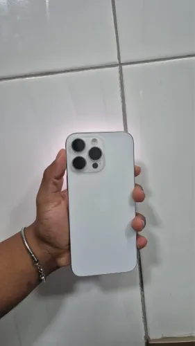 Vendo iphone 16promax 256gb (incluso 10 capas) 