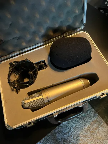 Microfone Condensador Behringer B2 Pro
