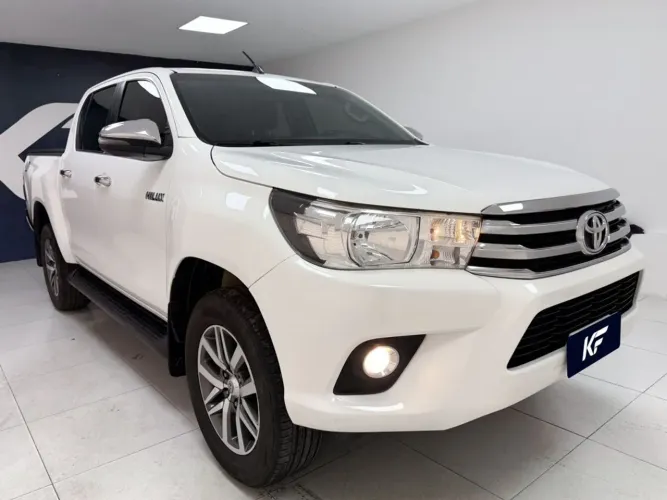 Toyota Hilux CD SRV 4X4 2.8 TDI Diesel Aut. 2018
