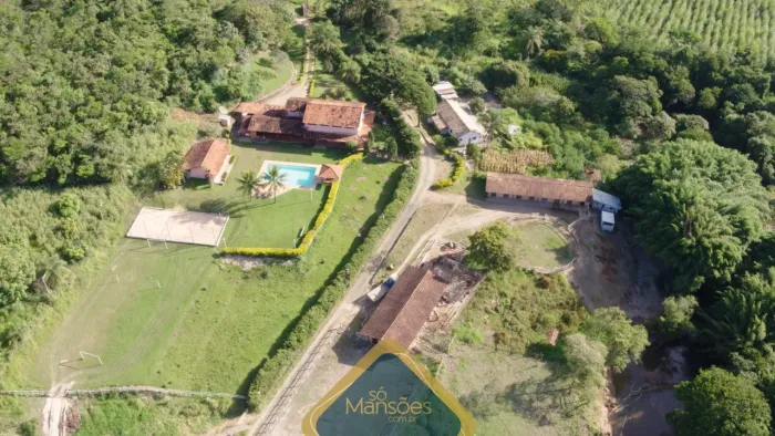 Linda fazenda de 140ha à venda em Nova União/MG.