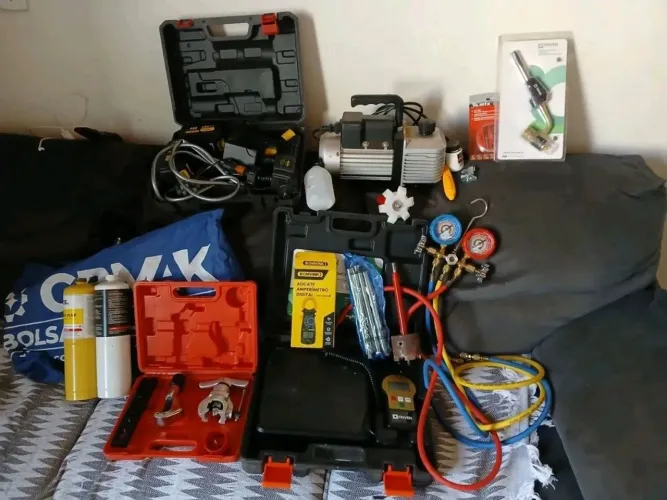 Kit completo para instalação e manutenção de ar condicionado 