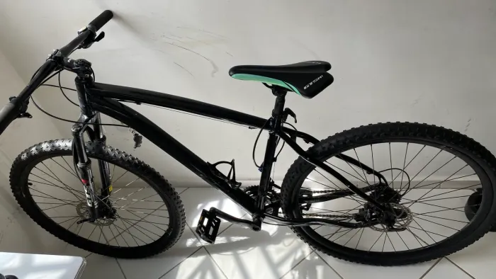 Bicicleta Aro 21 - Usada ( Para Vender Logo )