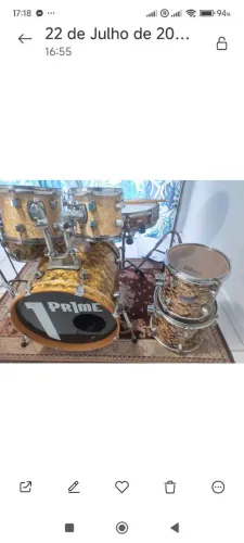 Vendo Bateria Prime Reduzida com caixa picollo pratos e 2 tons extras
