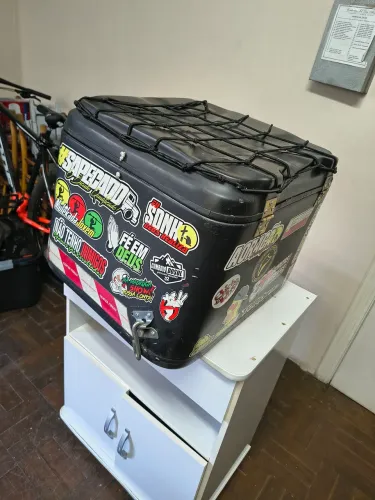 Baú de fibra motoboy