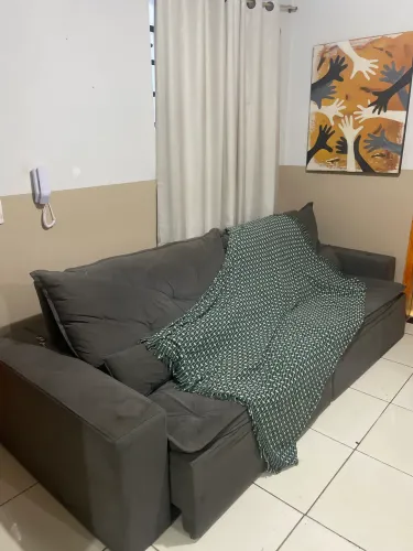 Sofá grande 2,10 cinza em boa condição