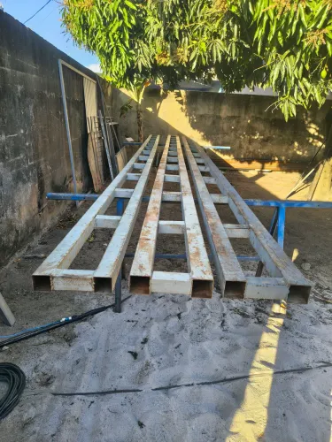 Tesoura de metalon8,40 metros 320mm altura 80x80 3mm de espessura 