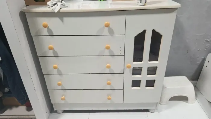 Vendo cômoda infantil