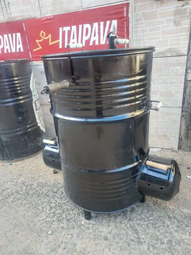 Churrasqueira defumador