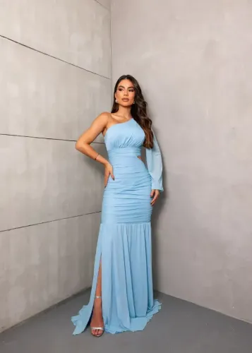 Vestido de festa Azul Serenity (azul Bebe ) Ideal para madrinhas de casamento..