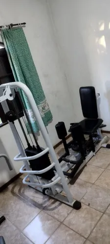Aparelho de musculação profissional adutora e abdutora