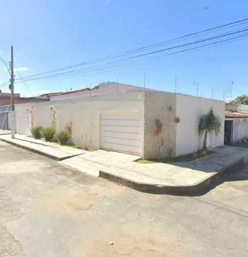 Vende-se casa no São Judas