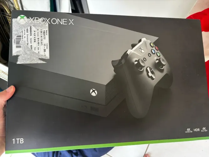 Xbox one X c/ defeito