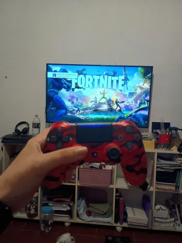 PS4 Pró 1tb com controle 