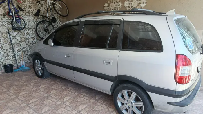 Chevrolet Zafira Eleg.2.0 MPFI Flexpower 8V 5P AUT 2005