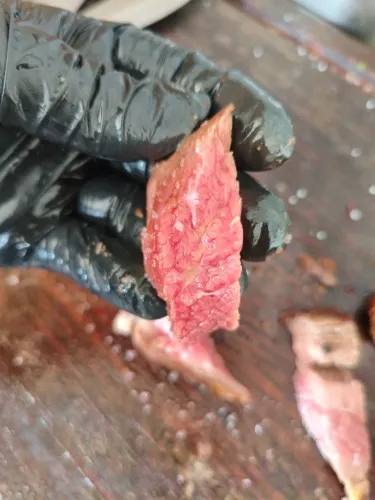 Churrasqueiro Profissional: Você aproveita a festa, eu cuido da brasa!