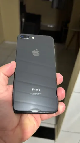 iPhone 8 Plus 128 GB ? R$ 580,00