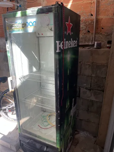 Geladeira expositora