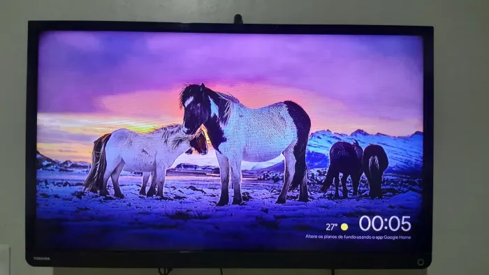 Vendo TV Toshiba 32" com ChromeCast