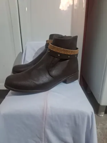 BOTINHA FEMININA