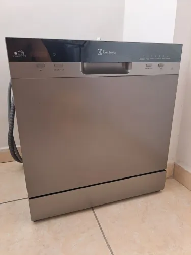 Lava-Louças Electrolux 8 Serviços Inox com Função Higienizar (LL08S)