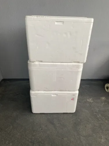 Caixa isopor 150 lts e 170 lts