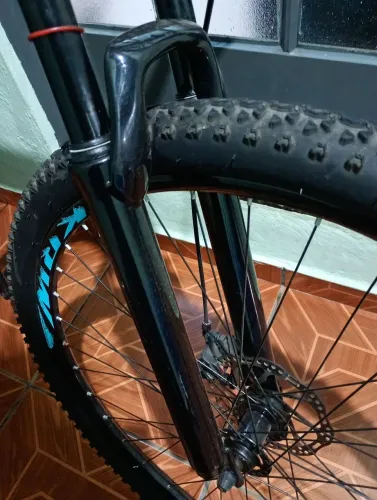 Bicicleta aro 29 alumínio