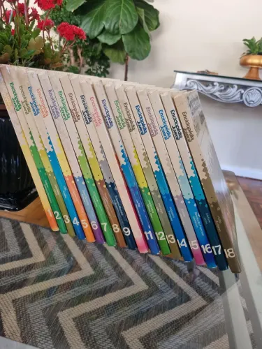 Coleção Completa Enciclopédia Juvenil Saraiva - 18 Volumes