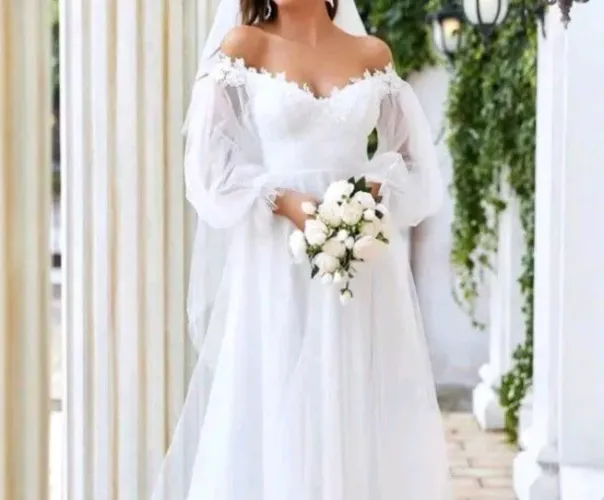 Vestido de Noiva Elegante com Manga Longa
