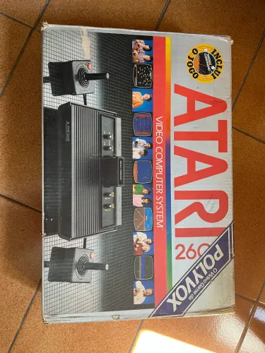 Atari 2600 com caixa e manuais