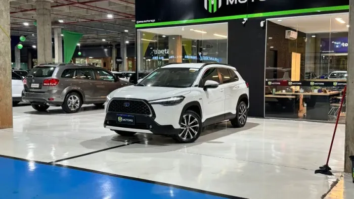 Corolla Cross XRV Hybrid 1.8 2022/23 Baixíssimo KM