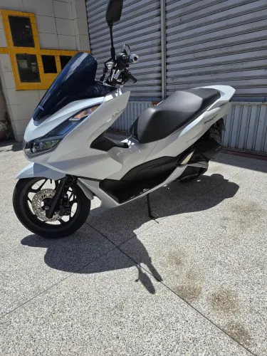 Pcx 2025  com 4mil km 