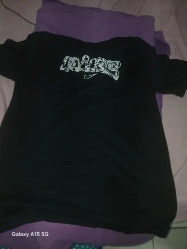Camiseta Nike Preta Original - Tamanho GG (Estampa Grafite) - Promoção Rápida!
