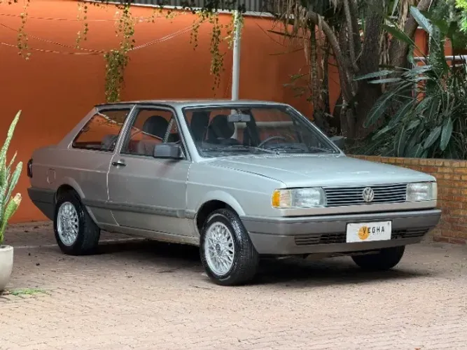 Volkswagen Voyage GL/ Special 1.6/ 1.8 (álcool) 1994