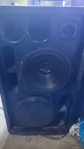 caixa de som com alto falante de 15 de 800 w