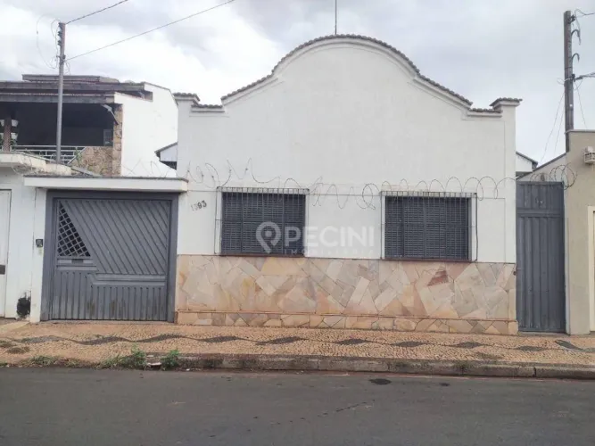 Casa para venda no Bairro Estádio em Rio Claro