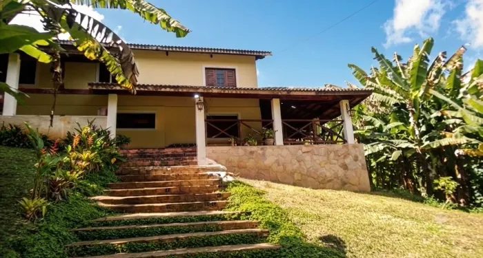 Casa em Guaramiranga - 3 Quartos | Aceito Permuta no Eusébio