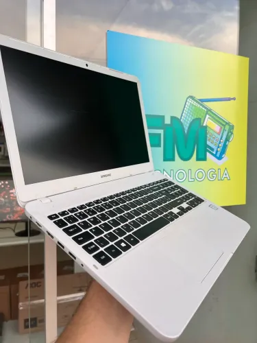 Notebook Samsung i3 l COM GARANTIA