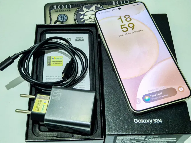 Samsung Galaxy S24 *Completo na Caixa + brindes