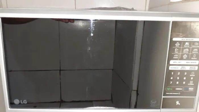 Microondas"ESPELHADO" da LG (30 L).antibactericida.mata.99.99%