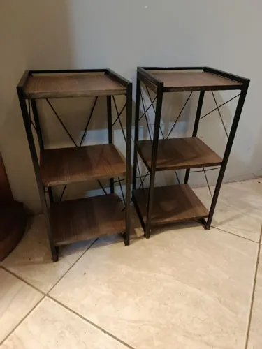 Mesinha de cabeceira