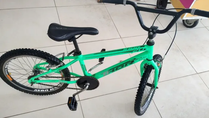 Bicicleta aro 20 toda em alumínio 