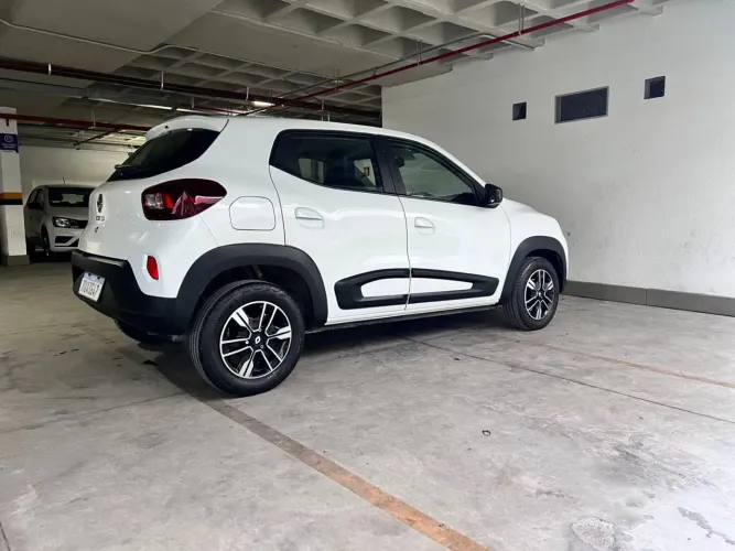 Renault Kwid Intense 1.0 Flex 12V 5P Mec. 2023