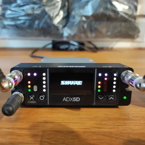 Shure Receptor Duplo Compacto Axient Digital ADX5D G55 470-636MHz para Microfone Sem Fio