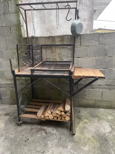 Parrilla com rodinha