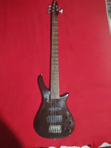 baixo strinberg 5 cordas sunburst