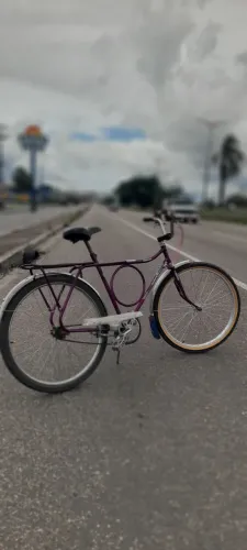 Vendo bicicleta Monark ano 76 Valor 900 Zap *27
